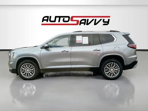 Used 2026 GMC Acadia Denali AWD/4WD image 4