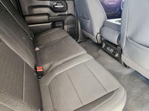 Used 2021 Chevrolet Silverado 1500 LT image 33