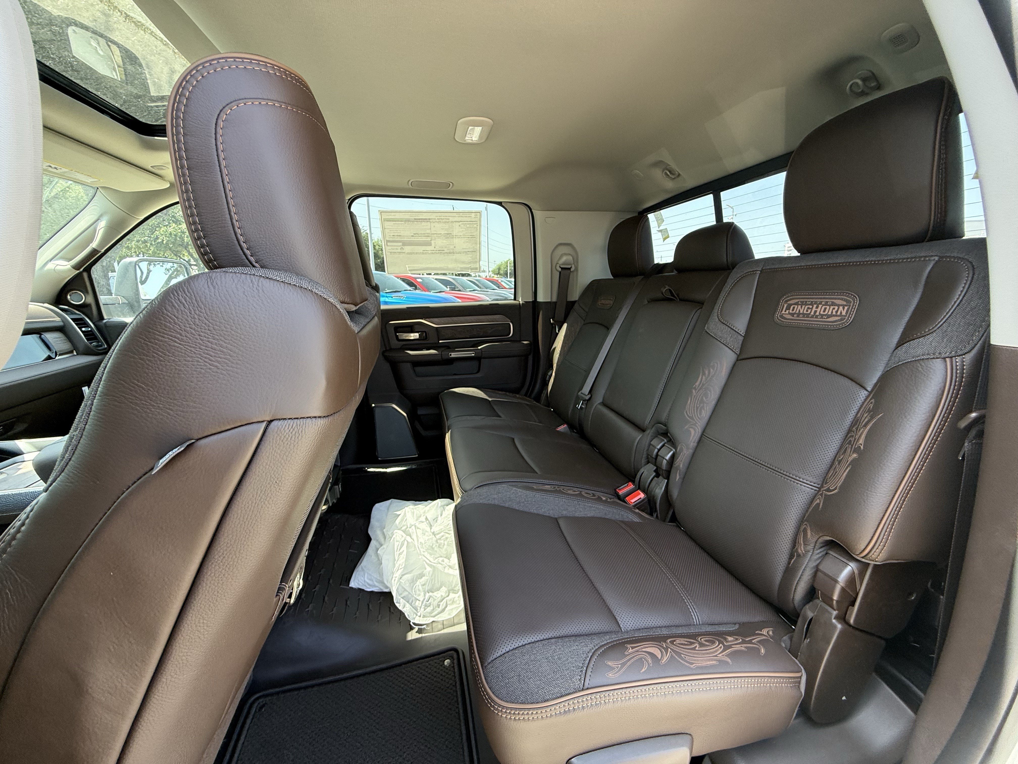 New 2026 RAM 2500 Limited AWD/4WD image 16