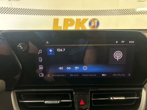 Used 2025 Chevrolet TrailBlazer LT w/ Convenience Package AWD/4WD image 26