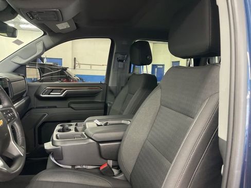 Used 2022 Chevrolet Silverado 1500 LT image 13