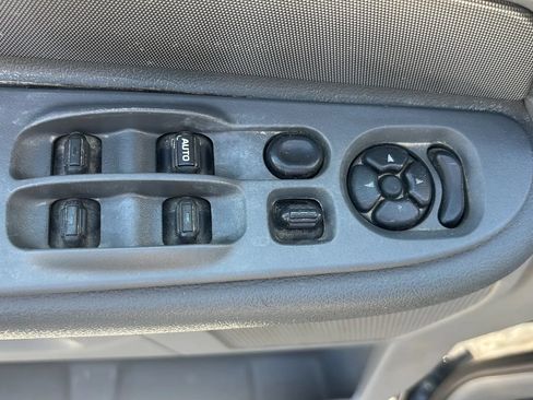 Used 2009 Dodge Ram 2500 Truck SXT AWD/4WD image 19