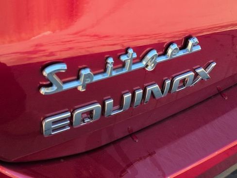 Used 2022 Chevrolet Equinox LT image 32