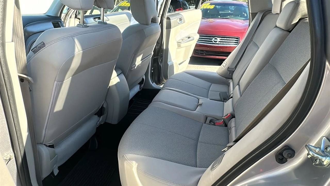 Used 2011 Subaru Forester 2.5X Premium AWD/4WD image 26