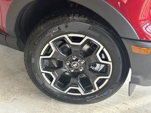 New 2025 Ford Bronco Sport Outer Banks image 39