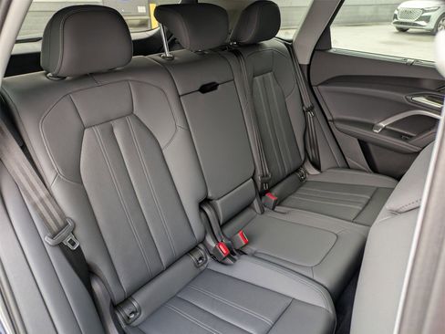 New 2025 Audi Q5 Premium Plus image 11