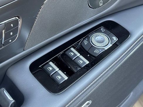 New 2025 Lincoln Nautilus Reserve w/ Jet Appearance Package image 22