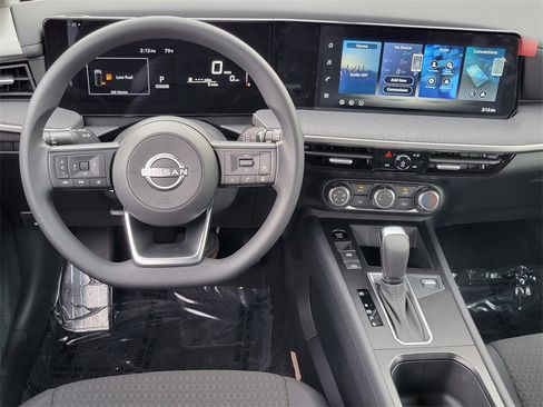 New 2026 Nissan Kicks S image 6