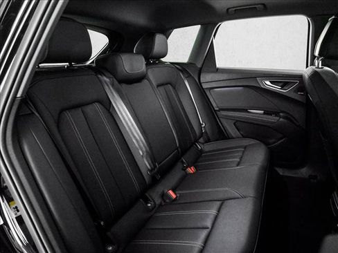 Used 2023 Audi Q4 e-tron Premium Plus w/ Premium Plus AWD/4WD image 21