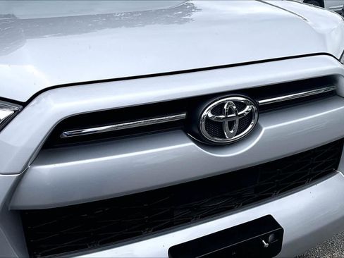Used 2024 Toyota 4Runner SR5 RWD image 31