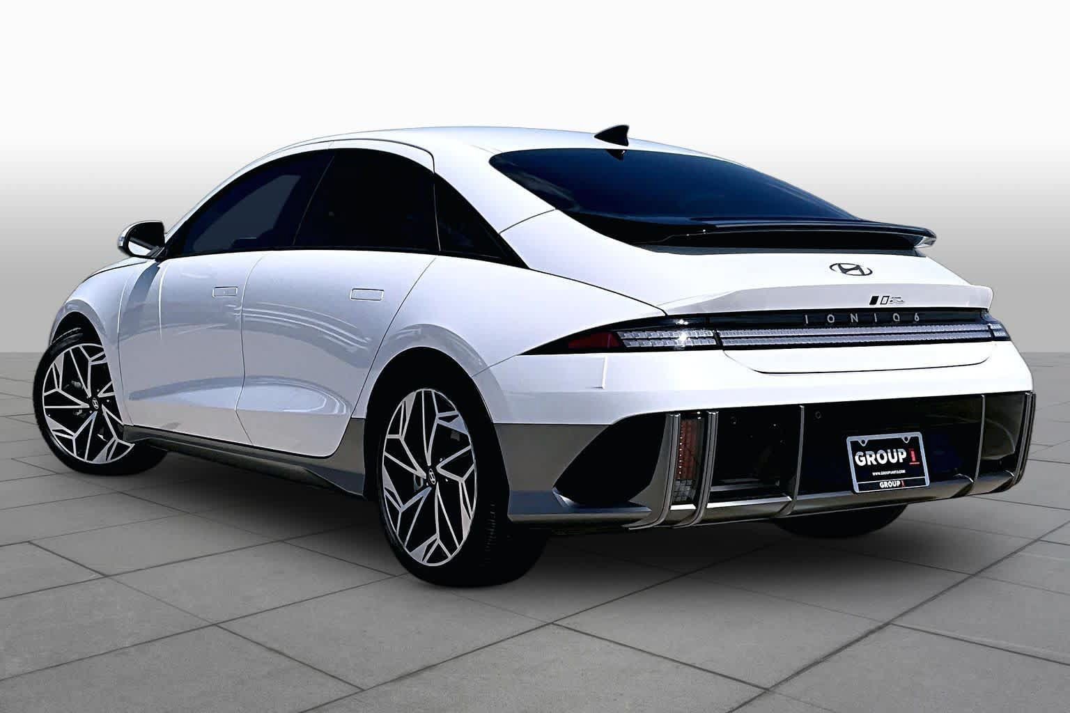 Certified 2025 Hyundai Ioniq 6 SEL RWD image 12