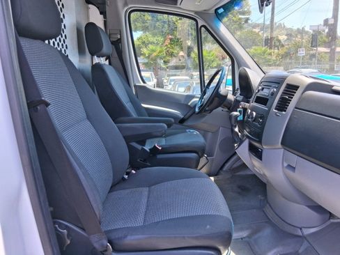 Used 2012 Mercedes-Benz Sprinter 2500 w/ Additional Battery Pkg image 9