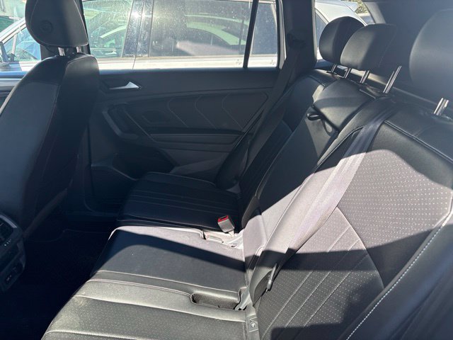 Certified 2024 Volkswagen Tiguan SE R-Line AWD/4WD image 8