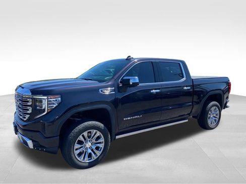 Used 2022 GMC Sierra 1500 Denali image 2