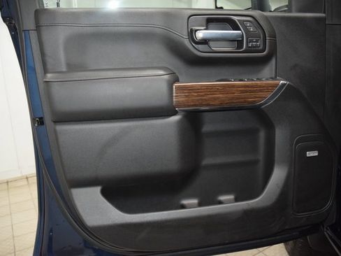 Used 2022 Chevrolet Silverado 3500 High Country image 48