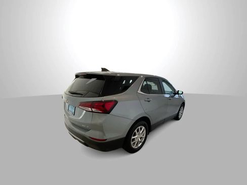 Used 2024 Chevrolet Equinox LT AWD/4WD image 8