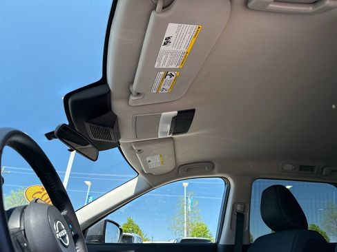 Used 2025 Nissan Pathfinder SV FWD image 16