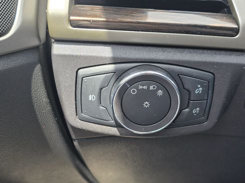 Used 2016 Ford Fusion SE w/ Equipment Group 202A FWD image 30