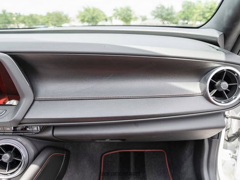 Used 2017 Chevrolet Camaro SS RWD image 74