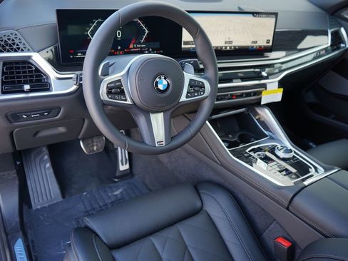 New 2026 BMW X6 xDrive40i w/ Executive Package image 11