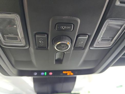 Used 2025 Chevrolet Tahoe RST w/ RST Performance Edition AWD/4WD image 24