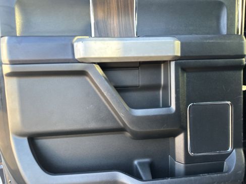 Used 2016 Ford F150 Lariat w/ Equipment Group 501A Mid image 31