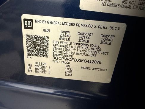 Used 2021 Chevrolet Silverado 1500 LT RWD image 32