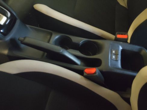 Used 2021 Nissan Versa SV FWD image 26