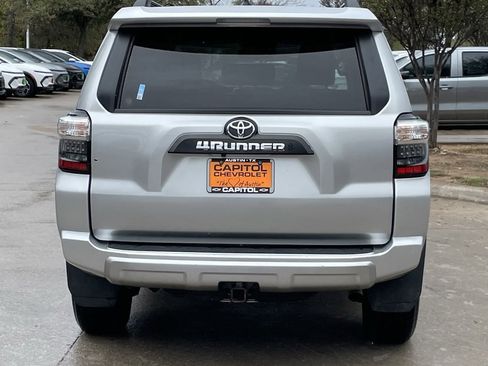 Used 2024 Toyota 4Runner TRD Off-Road image 5