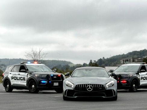 Used 2018 Mercedes-Benz AMG GT R image 4