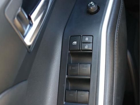 Used 2021 Toyota Highlander XSE image 24