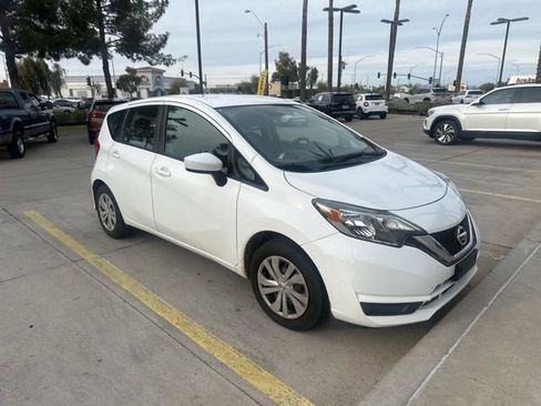 Used 2019 Nissan Versa Note SV image 3
