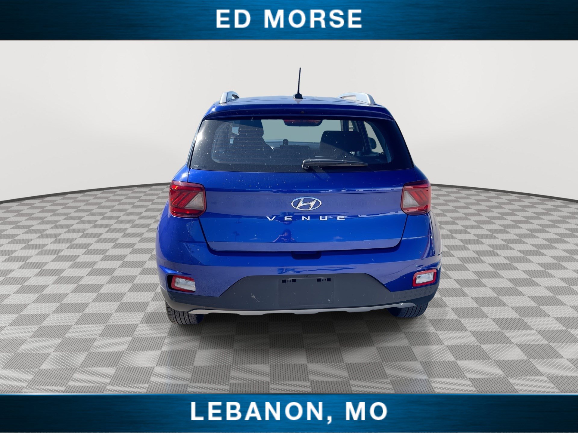 Used 2025 Hyundai Venue SEL FWD image 7