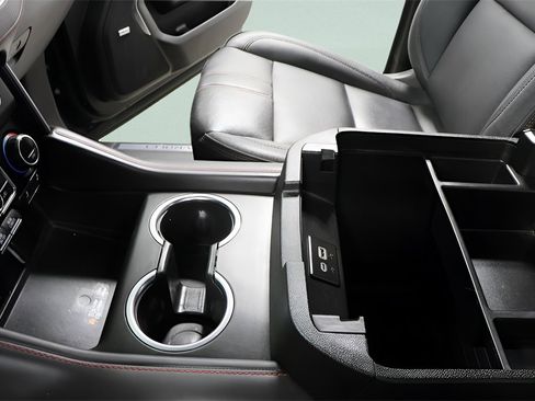 Used 2024 Chevrolet Tahoe RST w/ RST Performance Edition image 19