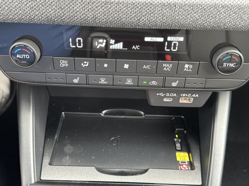 New 2026 Subaru Outback Limited AWD/4WD image 22