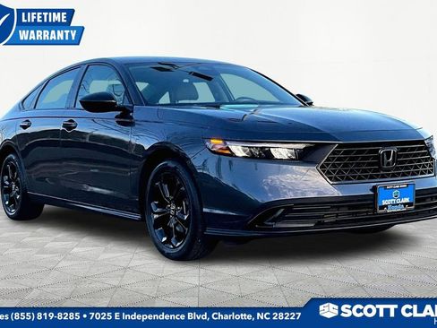 Used 2025 Honda Accord SE image 1