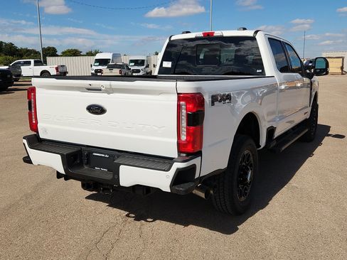 New 2026 Ford F250 Lariat w/ Black Appearance Package AWD/4WD image 4
