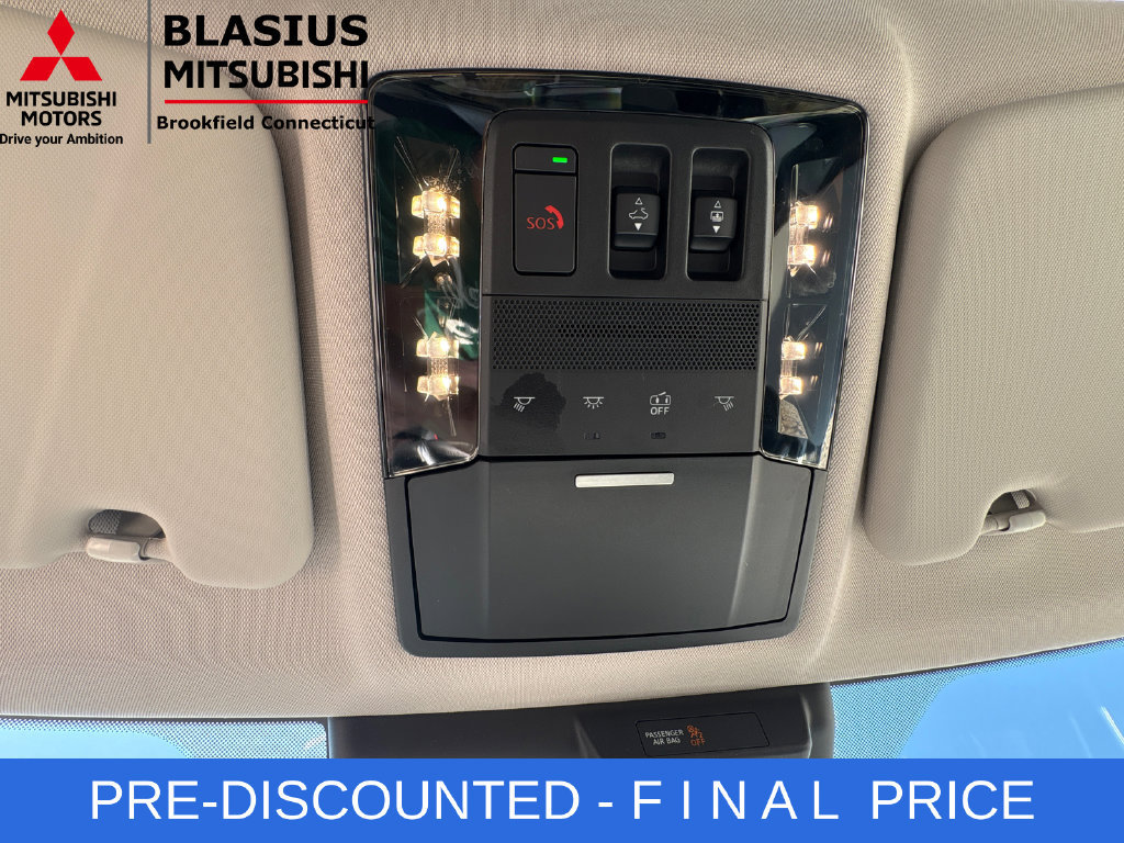 Used 2025 Mitsubishi Outlander SE AWD/4WD image 30