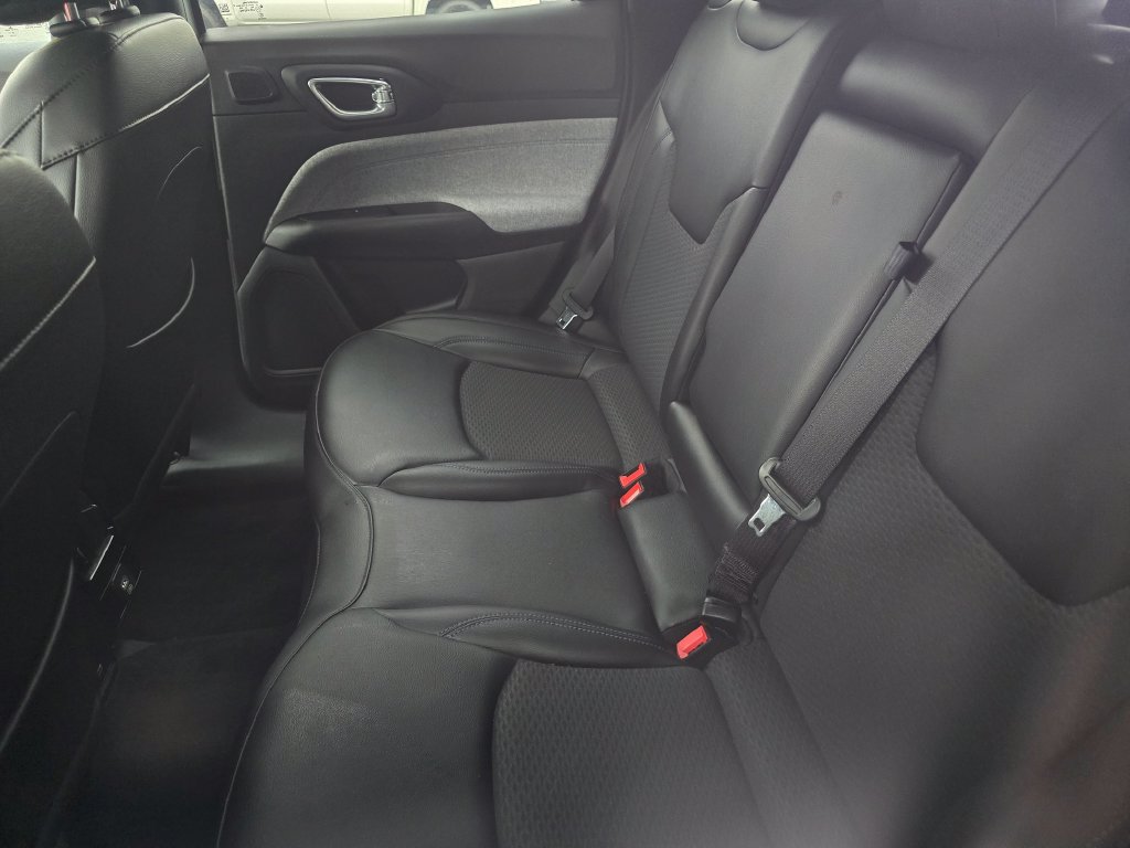 Used 2023 Jeep Compass Latitude w/ Sun and Sound Group AWD/4WD image 23