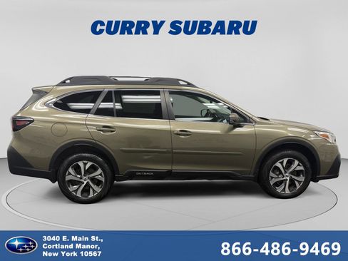 Used 2022 Subaru Outback Limited XT AWD/4WD image 6