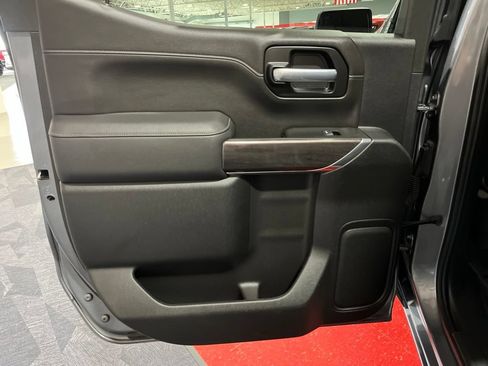 Certified 2021 Chevrolet Silverado 1500 LTZ AWD/4WD image 18