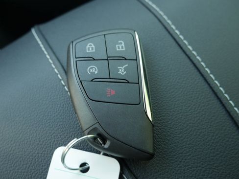 New 2026 Chevrolet Traverse LT w/ Enhanced Driving Package image 18