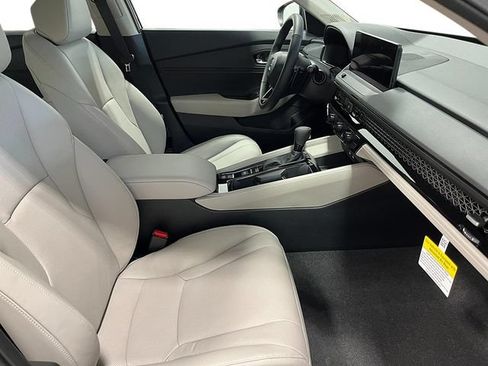 New 2026 Honda Accord EX-L image 32