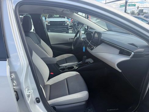 Used 2024 Toyota Corolla LE FWD image 10