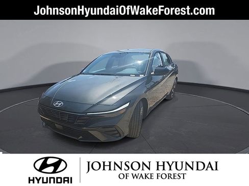 New 2026 Hyundai Elantra SEL Sport Premium FWD image 44
