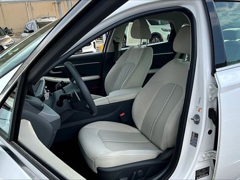 Used 2025 Hyundai Sonata SEL FWD image 36