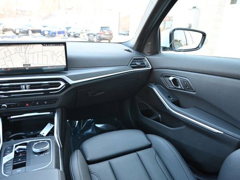 Used 2024 BMW 330i xDrive Sedan image 15