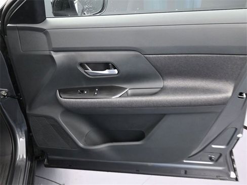 New 2026 Nissan Kicks SV image 31