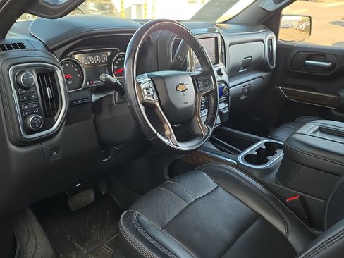 Used 2021 Chevrolet Silverado 1500 High Country w/ Technology Package image 15