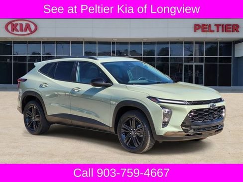 Used 2025 Chevrolet Trax ACTIV w/ Sunroof Package FWD image 1